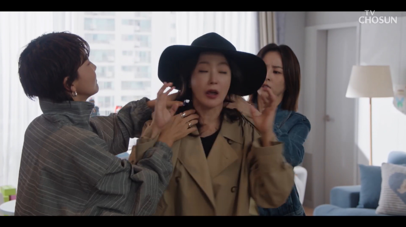 진서연 wearing PS170R